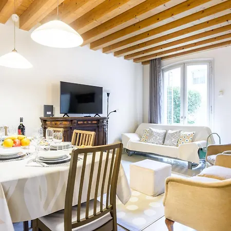 Apartament Modern Arch By Sarlux *