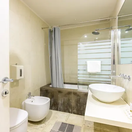 Modern Arch By Sarlux Apartment Venice