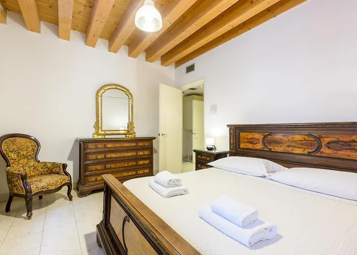 Modern Arch By Sarlux * ヴェネツィア