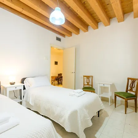 Modern Arch By Sarlux Apartamento